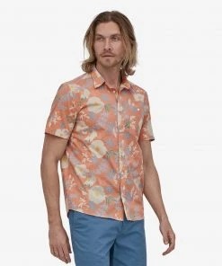 Patagonia Shirts M's Go To Shirt - Flower Power