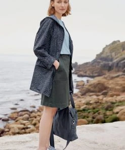 Vamosoutdoors WOMENS The Pack It Jacket