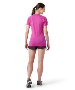 Smartwool W's Merino 150 Base Layer Short Sleeve - Festive Fuchsia WOMENS