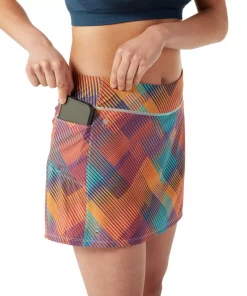 Smartwool Women's Merino Sport Lined Skirt - Festive Fuchsia Plaid | Comfortable & Stylish 8 Smartwool WOMENS W's Merino Sport Lined Skirt - Festive Fuchsia Plaid